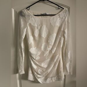 Elizabeth and James Long sleeve top women’s size SMALL